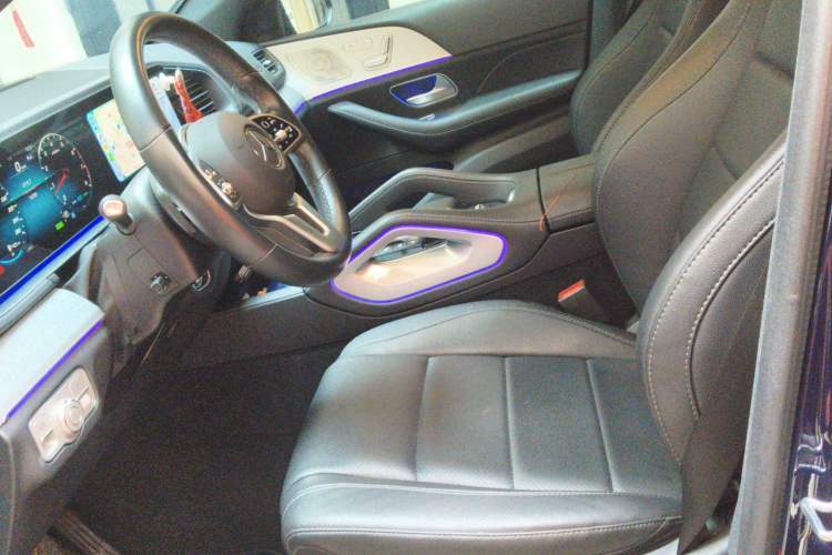 Used Mercedes-Benz GLE 2022 Refreshed GLE 450 4MATIC Coupe SUV Fashion Version Left Front Seat