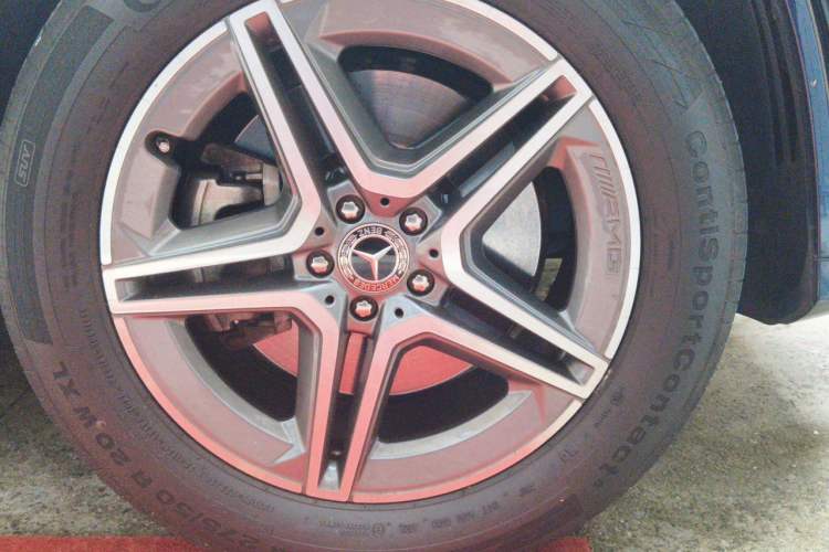 Used Mercedes-Benz GLE 2022 Refreshed GLE 450 4MATIC Coupe SUV Fashion Version Right Front Wheel Hub