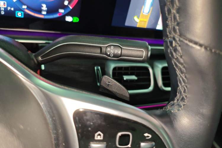 Used Mercedes-Benz GLE 2022 Facelifted GLE 350 4MATIC Fashion Edition Gear Lever