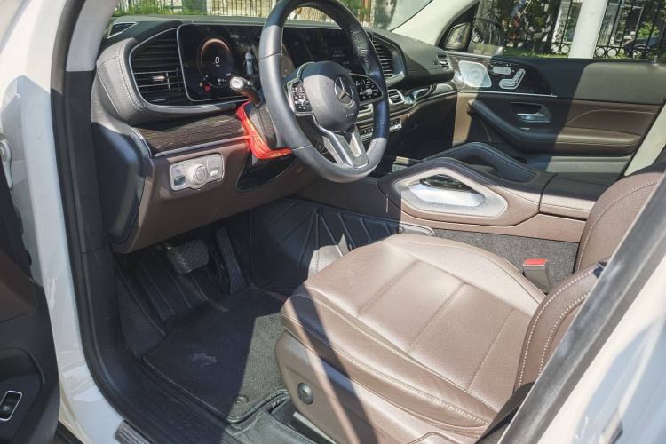 Used Mercedes-Benz GLE 2022 Facelifted GLE 350 4MATIC Fashion Edition Interior 1