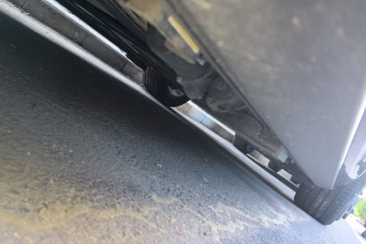 Used Mercedes-Benz GLE 2022 Facelifted GLE 350 4MATIC Fashion Edition Chassis Front Left