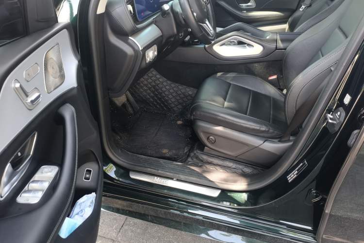 Used Mercedes-Benz GLE 2022 Restyled GLE 350 4MATIC Coupe SUV Fashion Version Driver Seat