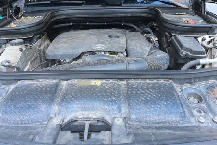 Used Mercedes-Benz GLE 2022 Facelifted GLE 350 4MATIC Fashion Edition Engine Bay