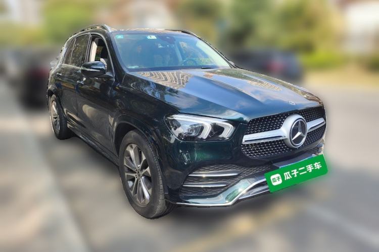 Used Mercedes-Benz GLE 2022 Facelifted GLE 350 4MATIC Fashion Edition Front Right 45 Deg
