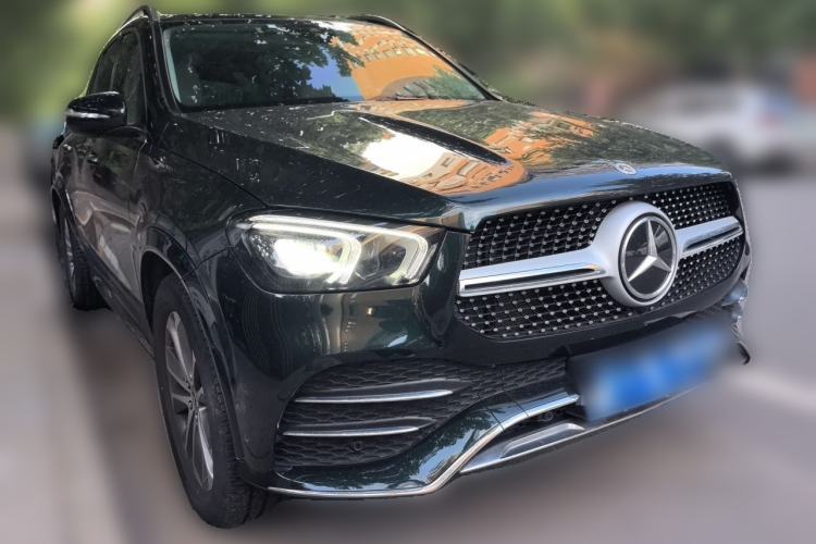 Used Mercedes-Benz GLE 2022 Facelifted GLE 350 4MATIC Fashion Edition Front Right 45 Deg