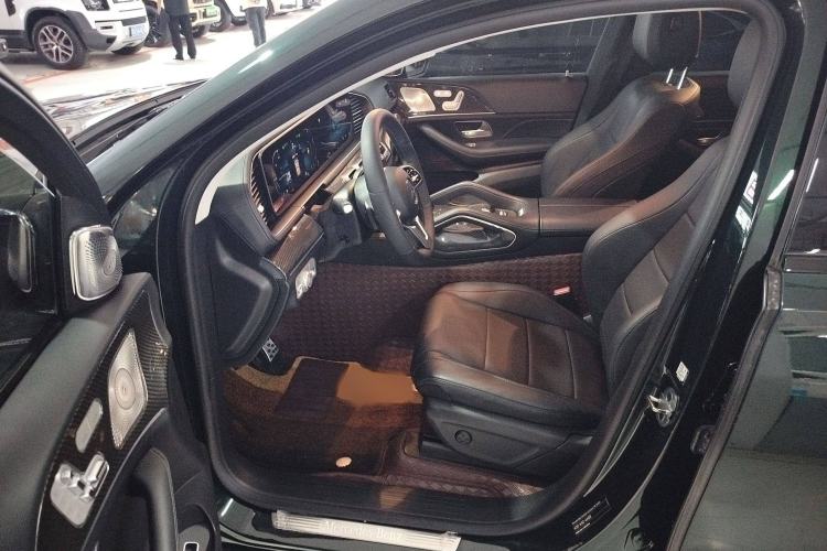 Used Mercedes-Benz GLE 2022 Refreshed GLE 350 4MATIC Coupe SUV Luxury Edition Interior 3