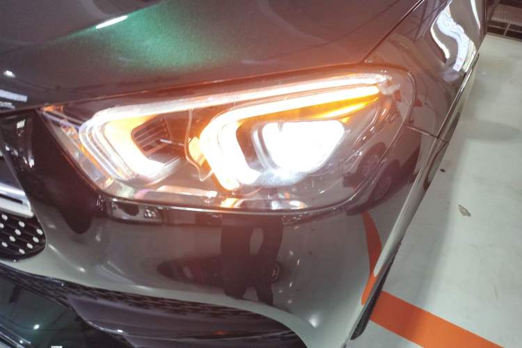 Used Mercedes-Benz GLE 2022 Refreshed GLE 350 4MATIC Coupe SUV Luxury Edition Left Front Headlight