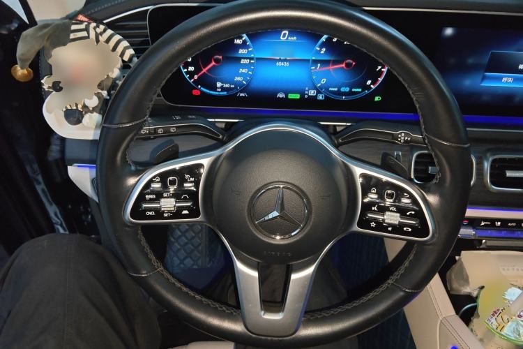 Used Mercedes-Benz GLE 2022 GLE 450 4MATIC Luxury Model Steering Wheel