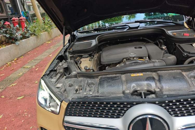Used Mercedes-Benz GLE 2022 GLE 350 4MATIC Stylish Model Engine Bay Right