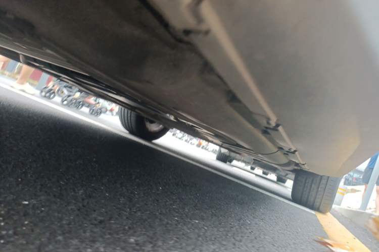 Used Mercedes-Benz GLE 2022 GLE 350 4MATIC Stylish Model Chassis Front Left