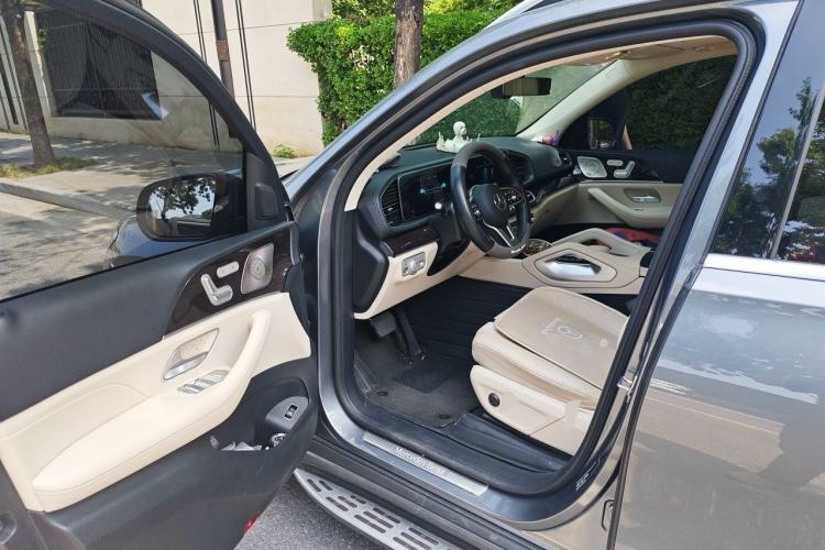 Used Mercedes-Benz GLE 2022 Facelifted GLE 350 4MATIC Fashion Edition Driver Seat