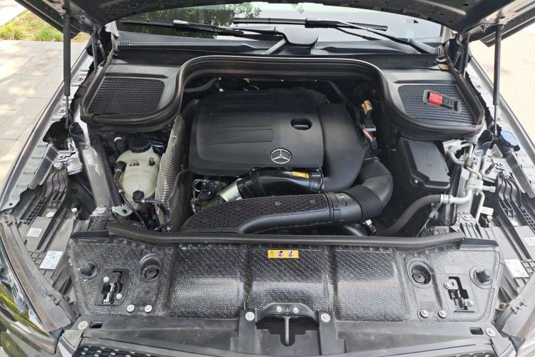 Used Mercedes-Benz GLE 2022 Facelifted GLE 350 4MATIC Fashion Edition Engine Bay