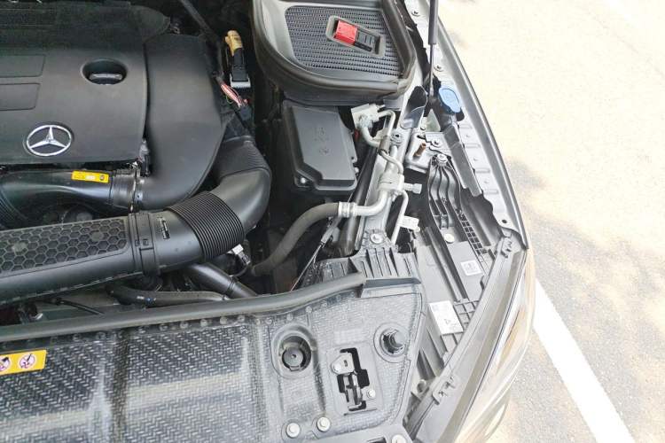Used Mercedes-Benz GLE 2022 Facelifted GLE 350 4MATIC Fashion Edition Engine Bay Left