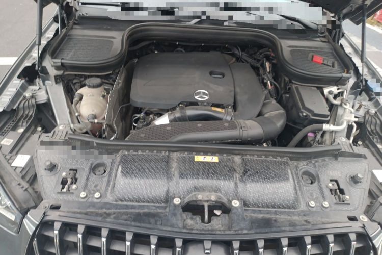 Used Mercedes-Benz GLE 2022 GLE 350 4MATIC Stylish Model Engine Bay