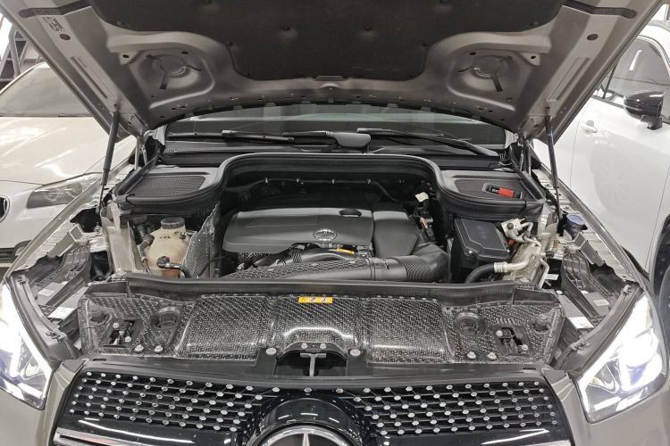 Used Mercedes-Benz GLE 2022 GLE 350 4MATIC Coupe SUV Luxury Model Engine Bay