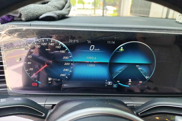 Used Mercedes-Benz GLE 2022 Facelifted GLE 350 4MATIC Fashion Edition Instrument Cluster