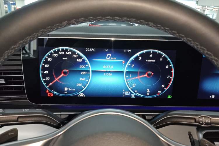 Used Mercedes-Benz GLE 2022 GLE 350 4MATIC Coupe SUV Luxury Model Instrument Cluster