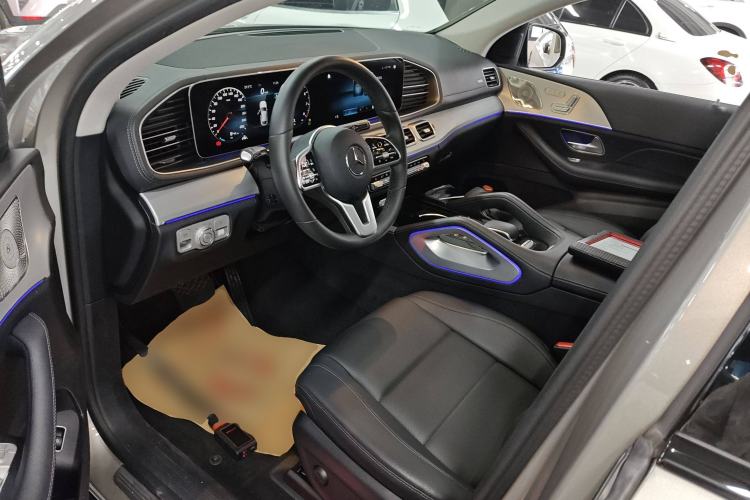 Used Mercedes-Benz GLE 2022 GLE 350 4MATIC Coupe SUV Luxury Model Left Front Seat