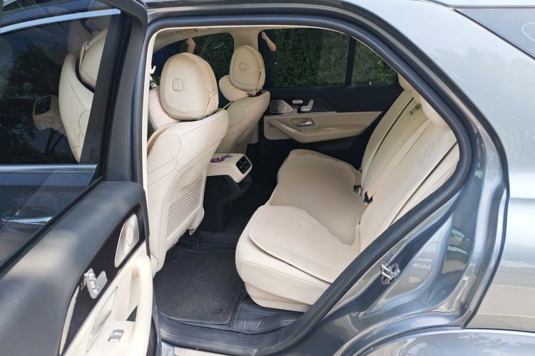 Used Mercedes-Benz GLE 2022 Facelifted GLE 350 4MATIC Fashion Edition Left Rear Seat