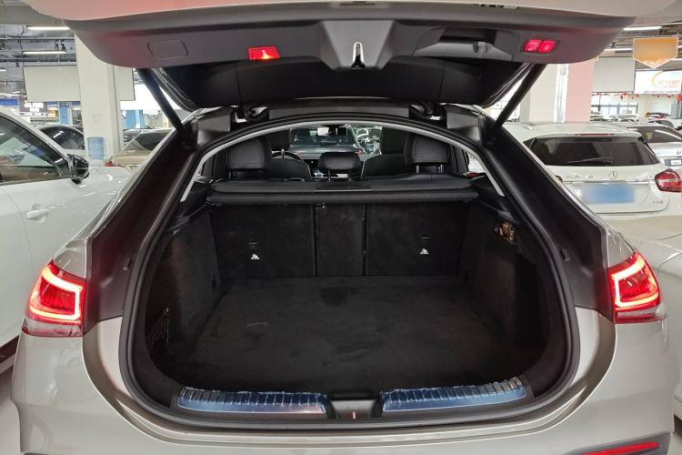 Used Mercedes-Benz GLE 2022 GLE 350 4MATIC Coupe SUV Luxury Model Trunk