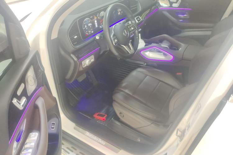 Used Mercedes-Benz GLE 2022 Refreshed GLE 350 4MATIC Dynamic Edition Driver Seat