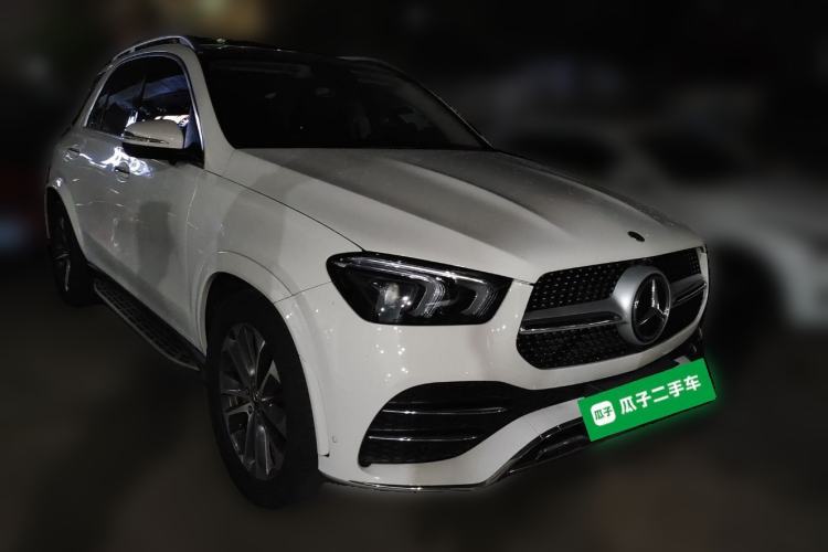 Used Mercedes-Benz GLE 2022 Facelifted GLE 350 4MATIC Fashion Edition Front Right 45 Deg