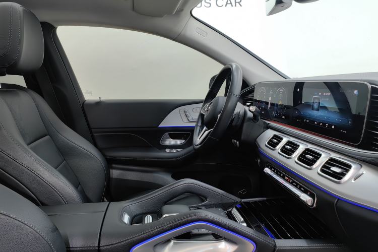 Used Mercedes-Benz GLE 2022 GLE 350 4MATIC Coupe SUV Luxury Model Interior 6