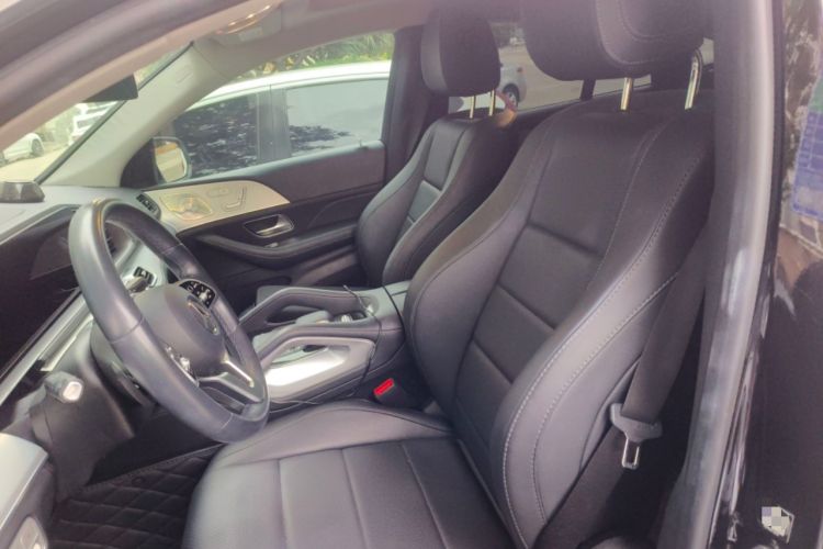 Used Mercedes-Benz GLE 2022 Refreshed GLE 350 4MATIC Coupe SUV Luxury Edition Left Front Seat