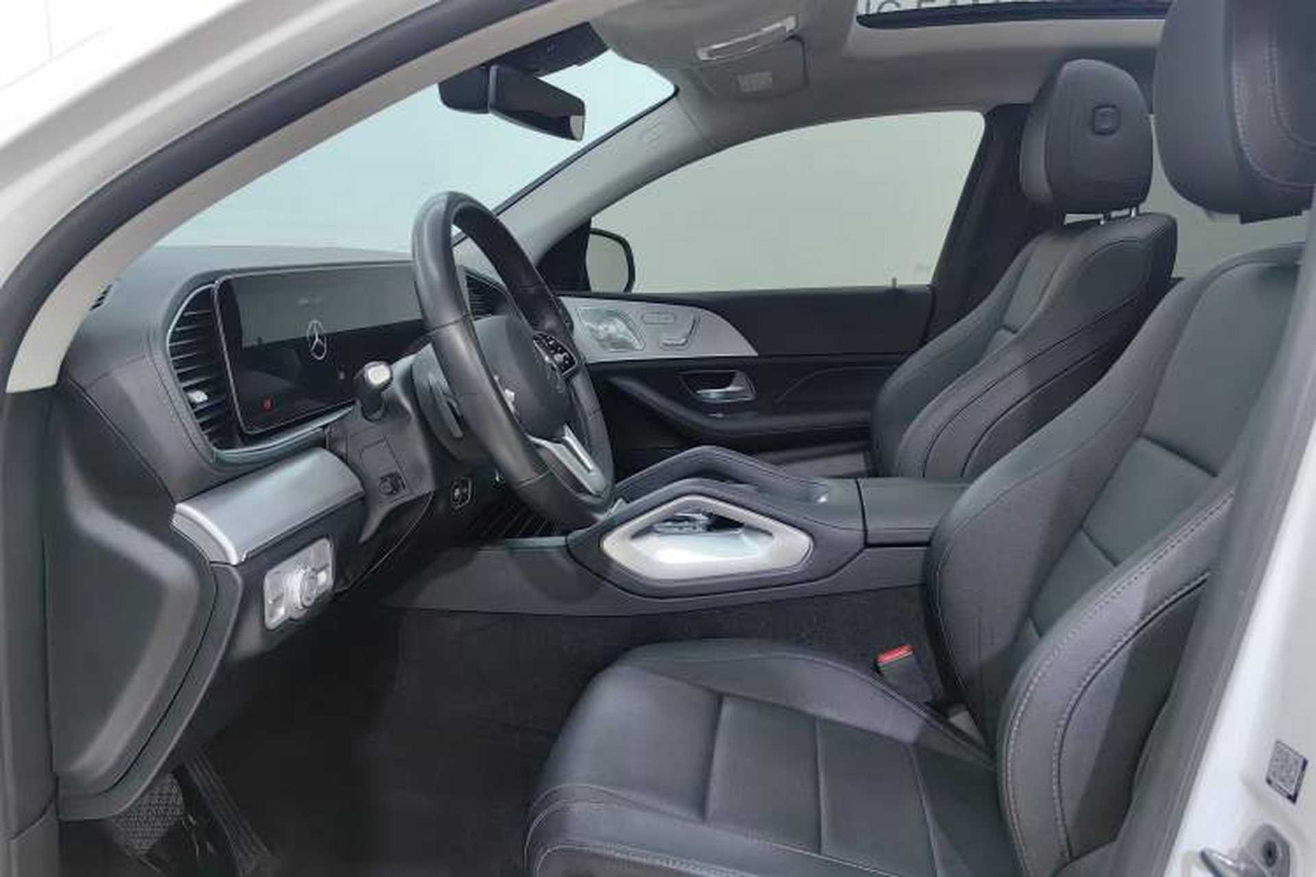 Used Mercedes-Benz GLE 2022 GLE 350 4MATIC Coupe SUV Luxury Model Left Front Seat