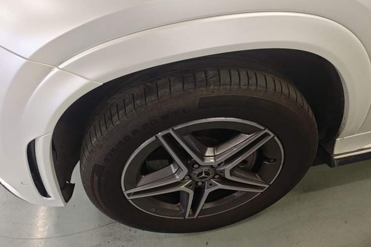 Used Mercedes-Benz GLE 2022 GLE 450 4MATIC Coupe SUV Fashion Model Left Front Wheel Hub