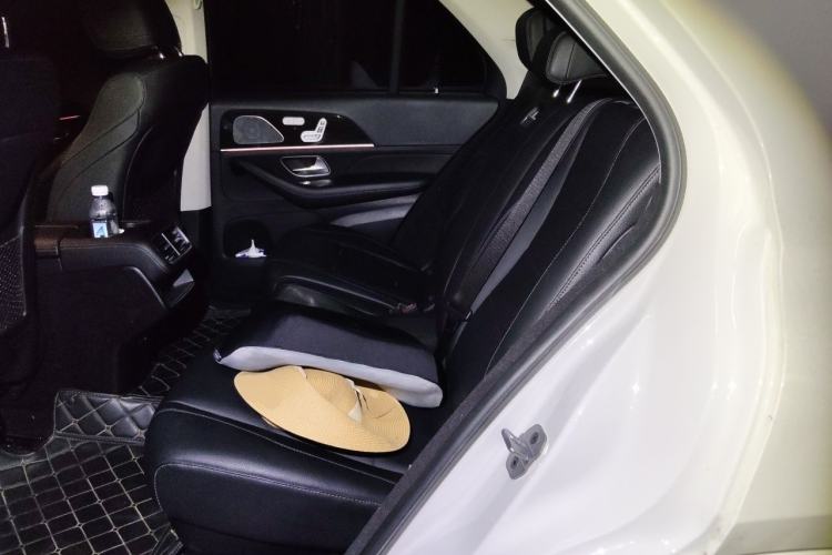 Used Mercedes-Benz GLE 2022 Facelifted GLE 350 4MATIC Fashion Edition Left Rear Seat
