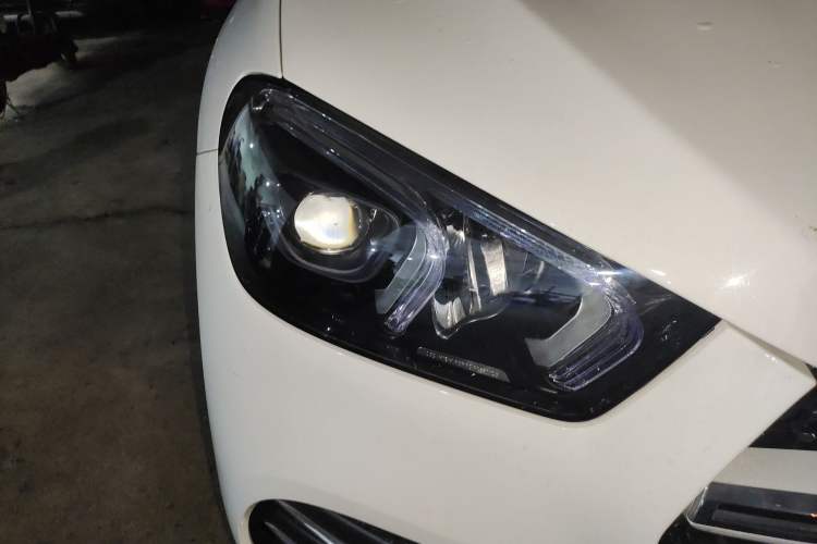Used Mercedes-Benz GLE 2022 Facelifted GLE 350 4MATIC Fashion Edition Right Front Headlight