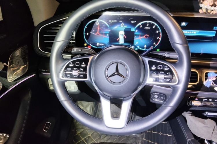 Used Mercedes-Benz GLE 2022 Facelifted GLE 350 4MATIC Fashion Edition Steering Wheel