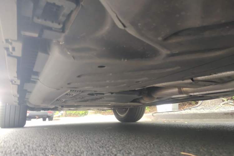 Used Mercedes-Benz GLE 2023 GLE 350 4MATIC Stylish Model Chassis Rear Left