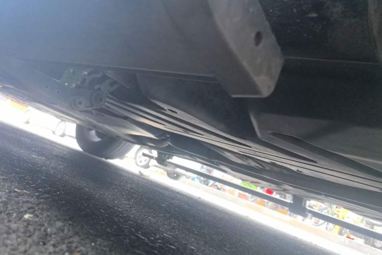 Used Mercedes-Benz GLE 2023 GLE 350 4MATIC Stylish Model Chassis Rear Left
