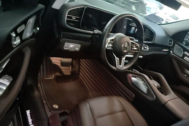 Used Mercedes-Benz GLE 2023 GLE 350 4MATIC Stylish Model Driver Seat