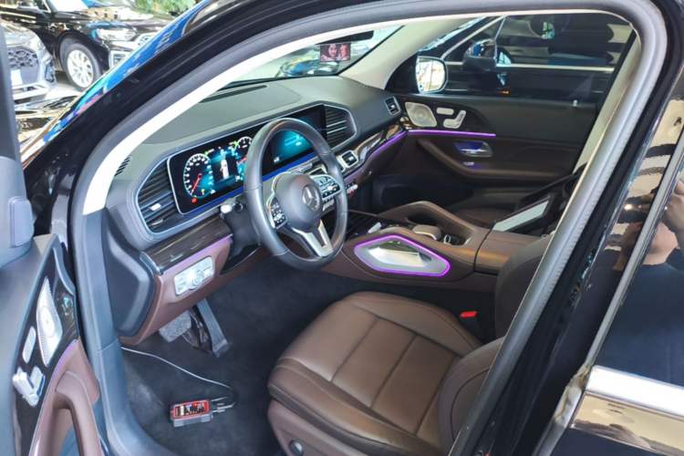 Used Mercedes-Benz GLE 2023 GLE 350 4MATIC Stylish Model Driver Seat