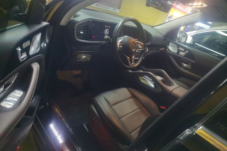 Used Mercedes-Benz GLE 2023 GLE 350 4MATIC Stylish Model Driver Seat