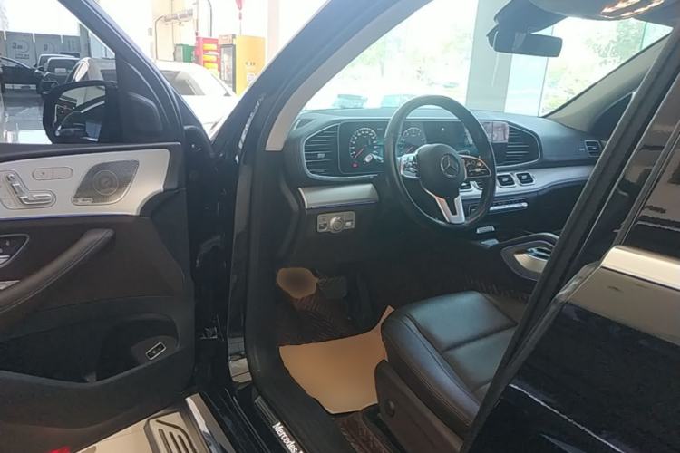 Used Mercedes-Benz GLE 2023 GLE 450 4MATIC Stylish Model Driver Seat
