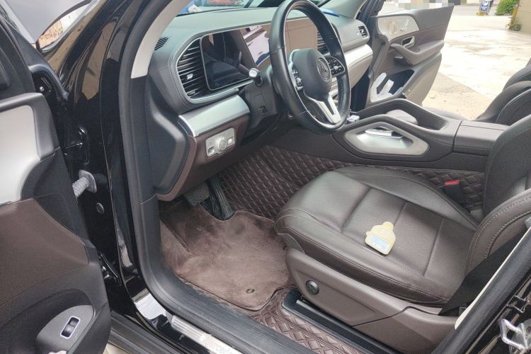 Used Mercedes-Benz GLE 2023 GLE 450 4MATIC Stylish Model Driver Seat