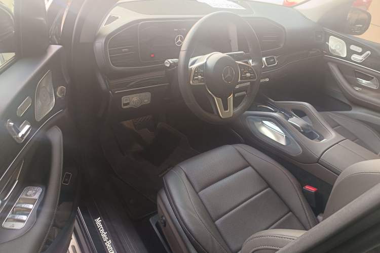Used Mercedes-Benz GLE 2023 GLE 350 4MATIC Stylish Model Driver Seat