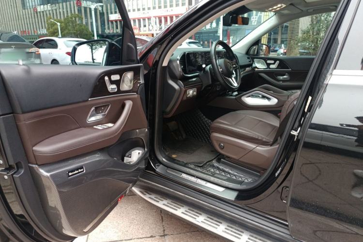 Used Mercedes-Benz GLE 2023 GLE 350 4MATIC Stylish Model Driver Seat