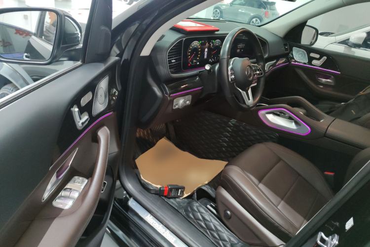 Used Mercedes-Benz GLE 2023 GLE 350 4MATIC Stylish Model Driver Seat