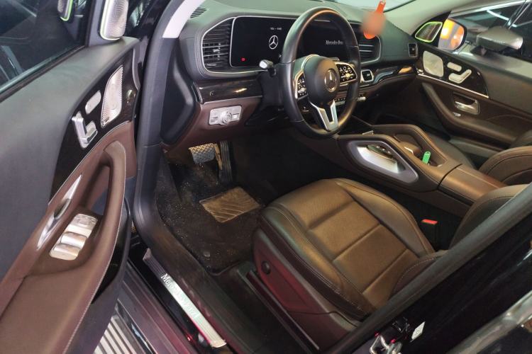 Used Mercedes-Benz GLE 2023 GLE 350 4MATIC Stylish Model Driver Seat