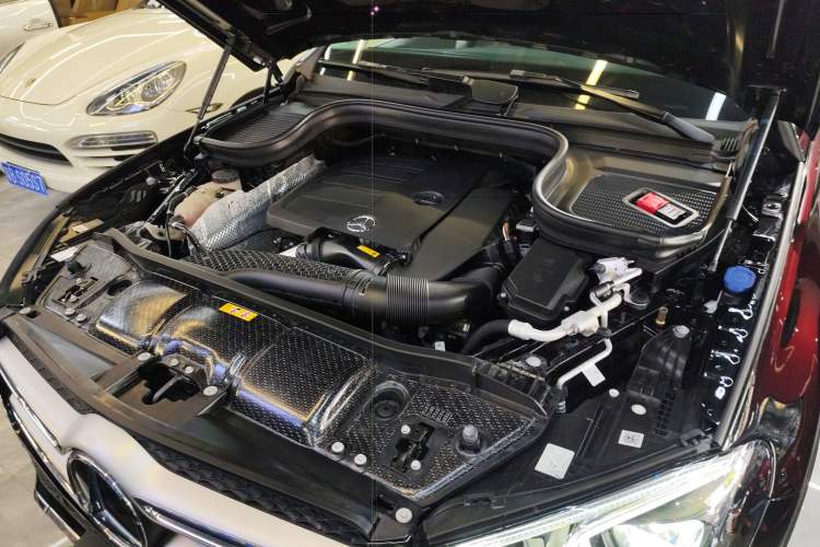 Used Mercedes-Benz GLE 2023 GLE 350 4MATIC Dynamic Edition Engine Bay