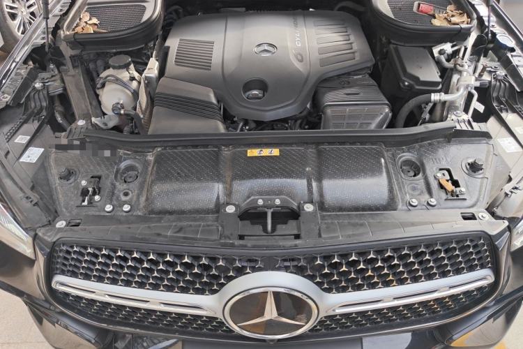 Used Mercedes-Benz GLE 2023 GLE 450 4MATIC Stylish Model Engine Bay