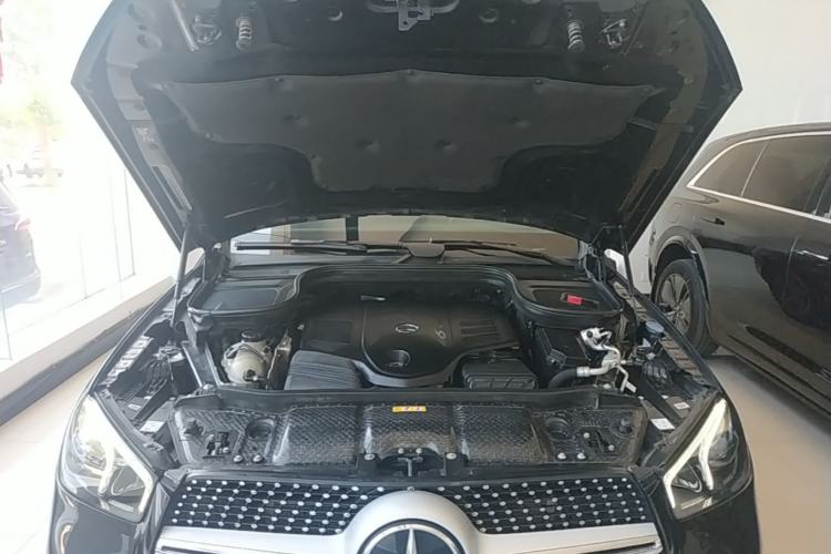 Used Mercedes-Benz GLE 2023 GLE 450 4MATIC Stylish Model Engine Bay