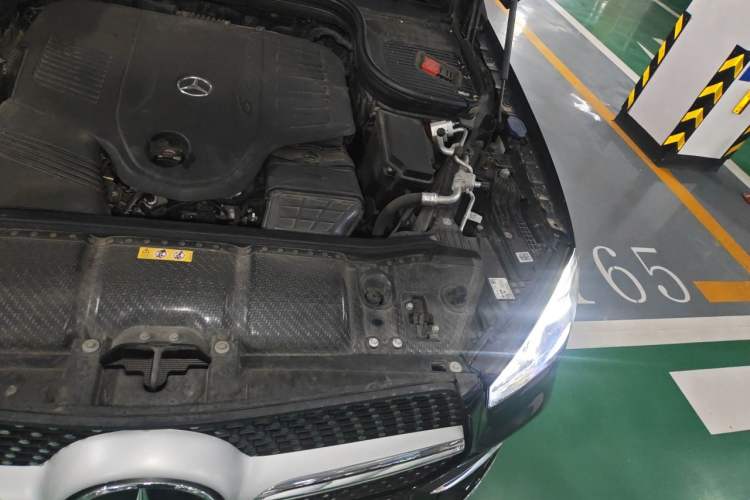 Used Mercedes-Benz GLE 2023 GLE 450 4MATIC Stylish Model Engine Bay Left