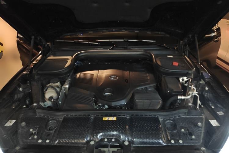 Used Mercedes-Benz GLE 2023 GLE 450 4MATIC Stylish Model Engine Bay