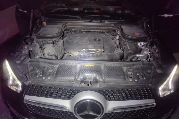 Used Mercedes-Benz GLE 2023 GLE 350 4MATIC Stylish Model Engine Bay